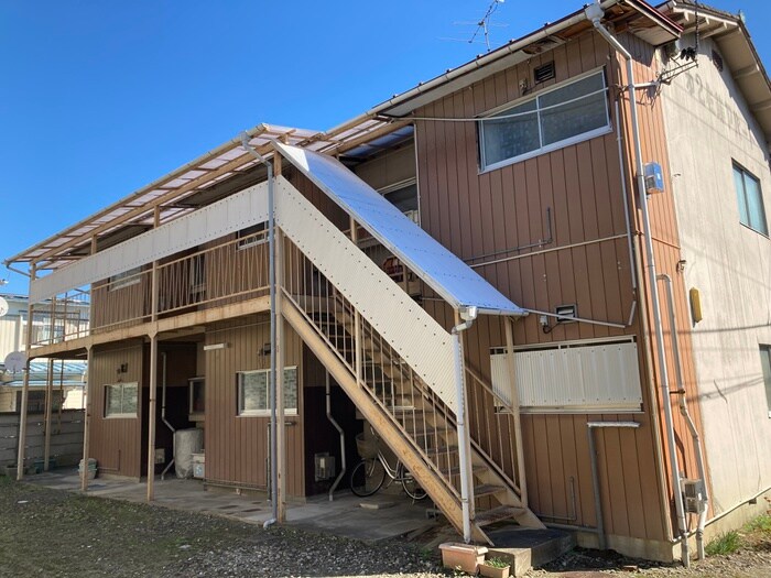 第二佐藤アパートの外観写真