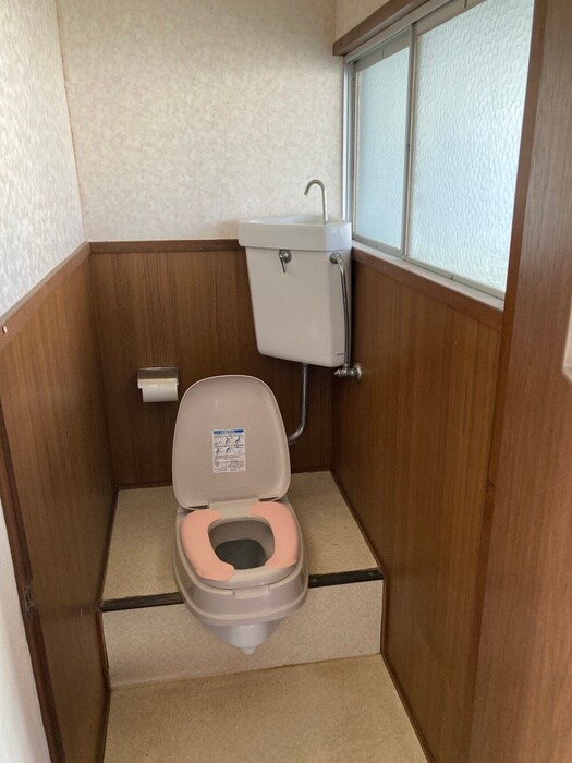 第二佐藤アパートのトイレ