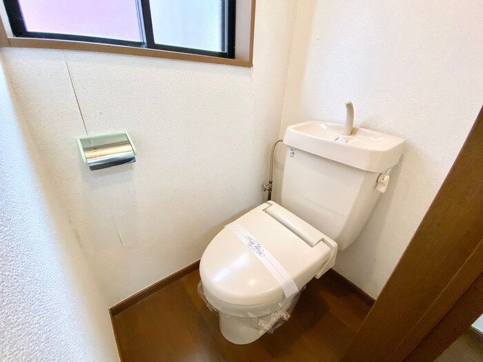 物件内観写真13　(トイレ)