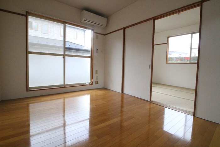 物件内観写真7　(居室)