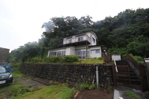 有泉貸家外観写真