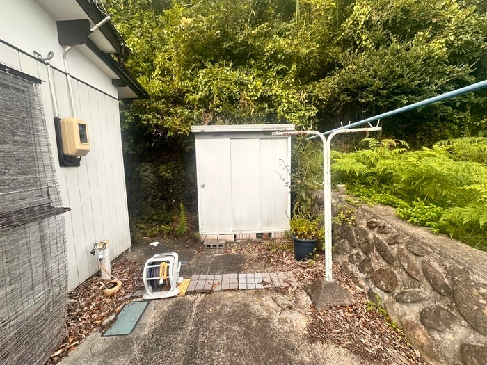 物件外観写真4　(駐輪場)