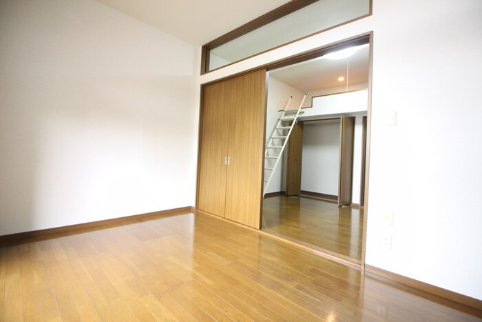 物件内観写真8　(居室)