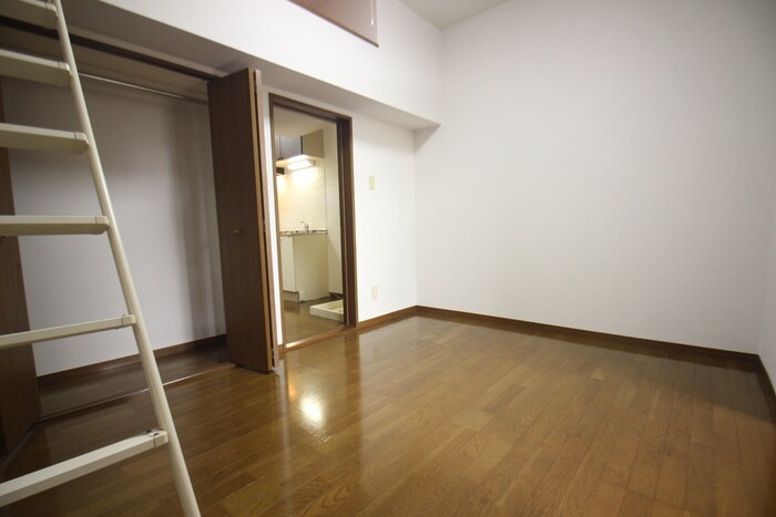 物件内観写真9　(居室)