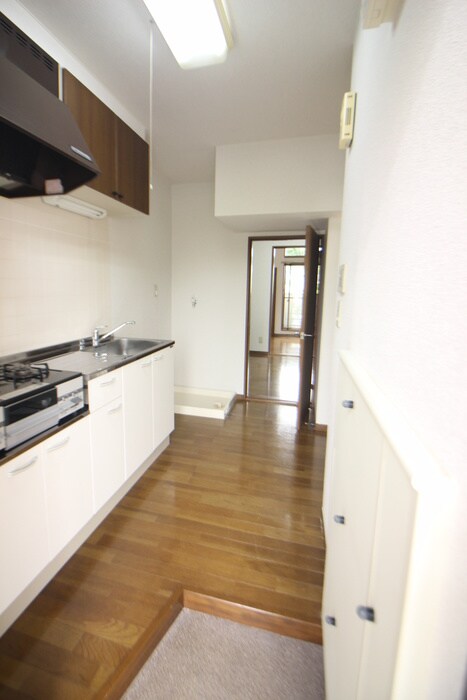 物件内観写真17　(廊下)