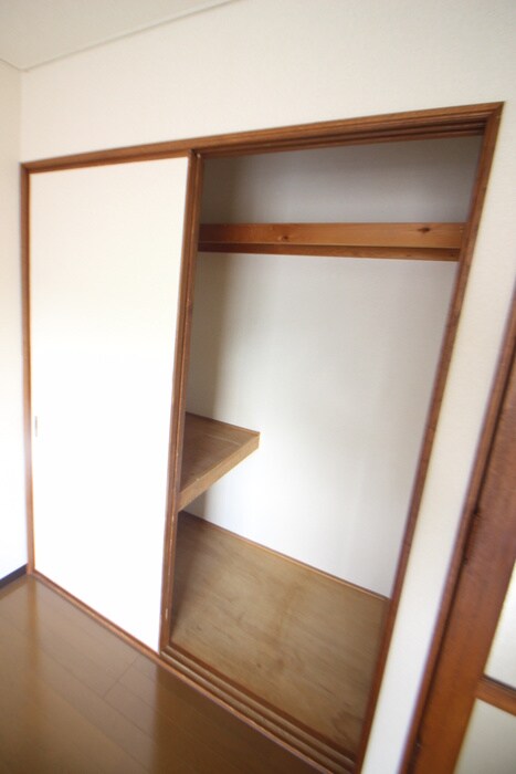 物件内観写真9　(収納)