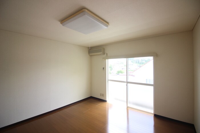 物件内観写真16　(居室)