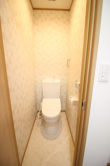 物件内観写真15　(トイレ)