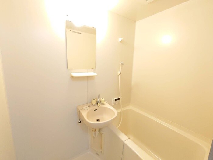 物件内観写真10　(バス／シャワールーム等)