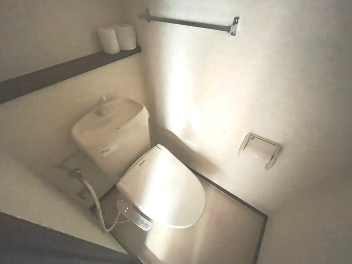 物件内観写真11　(トイレ)