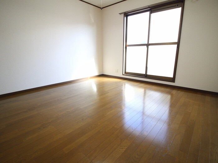 物件内観写真13　(居室)
