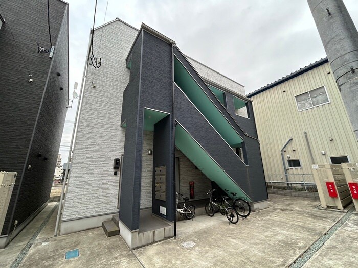 物件外観写真1　(外観写真)