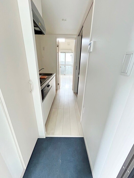 物件内観写真17　(玄関)