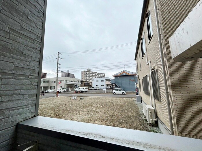 物件内観写真22　(室内からの展望)