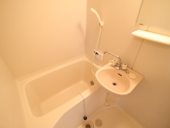 物件内観写真10　(バス／シャワールーム等)