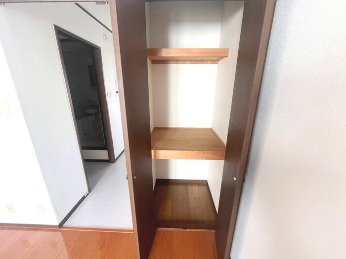 物件内観写真14　(収納)