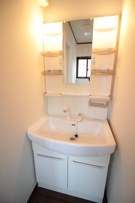 物件内観写真13　(洗面)