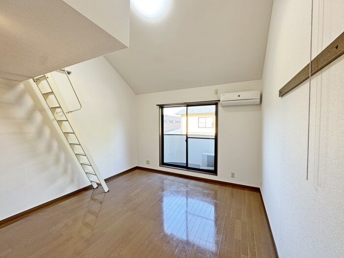 物件内観写真17　(居室)