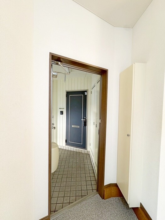 物件内観写真20　(玄関)