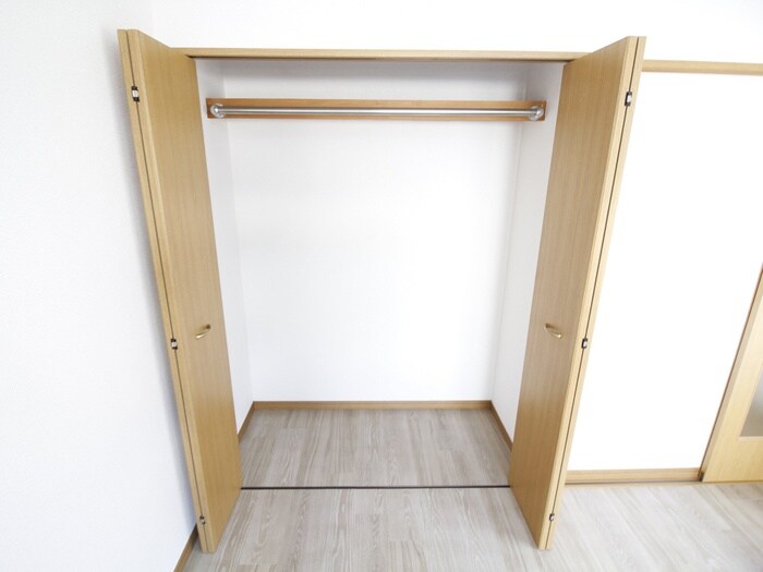 物件内観写真8　(収納)