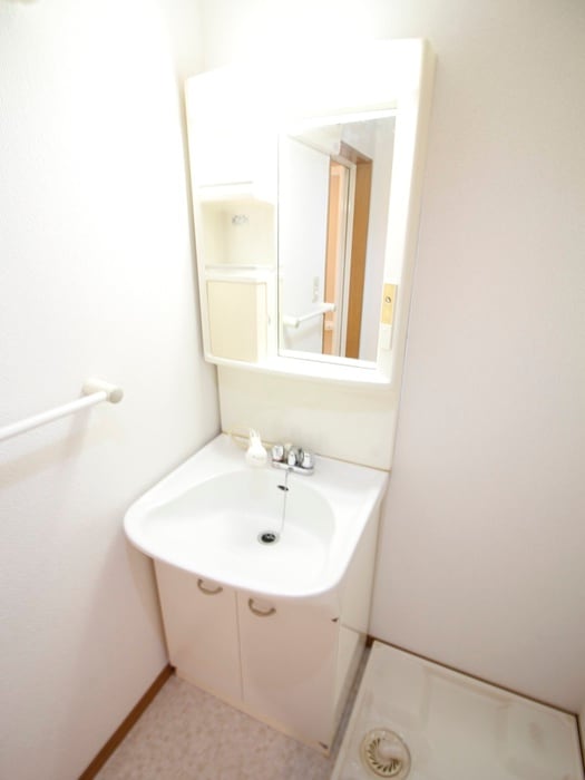物件内観写真9　(洗面)