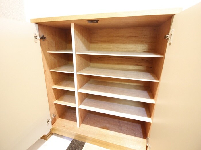 物件内観写真15　(靴箱)