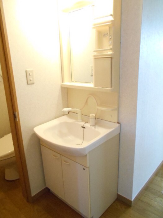 物件内観写真8　(洗面)