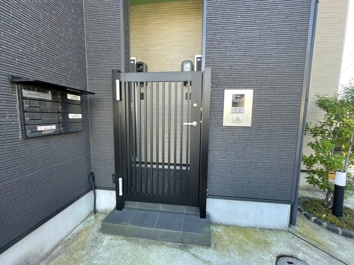 物件外観写真3　(建物設備)