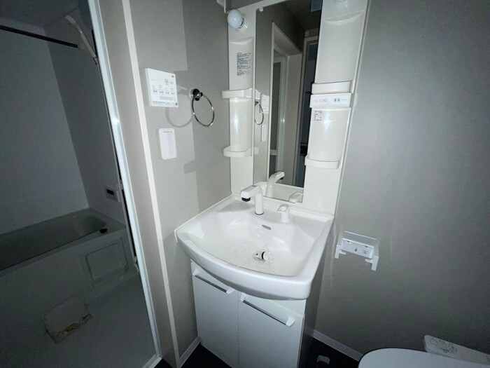 物件内観写真14　(洗面)