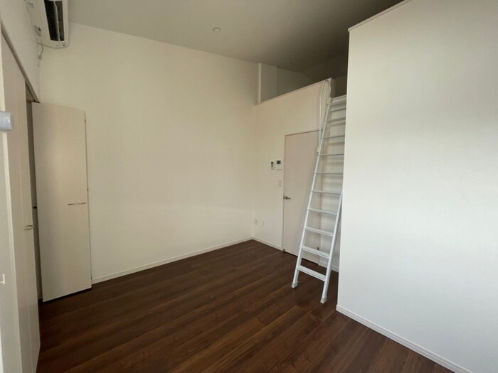 物件内観写真19　(居室)