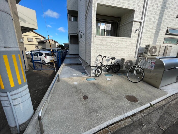 物件外観写真4　(外観写真)