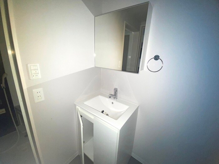 物件内観写真9　(洗面)