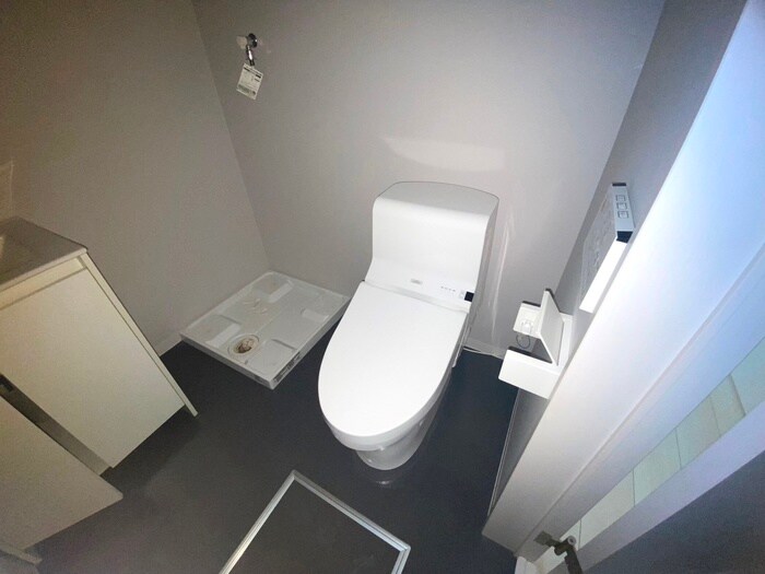 物件内観写真11　(トイレ)