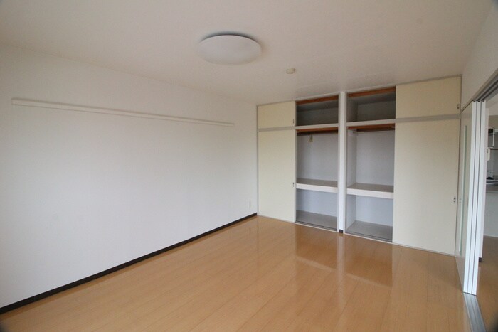 物件内観写真18　(居室)