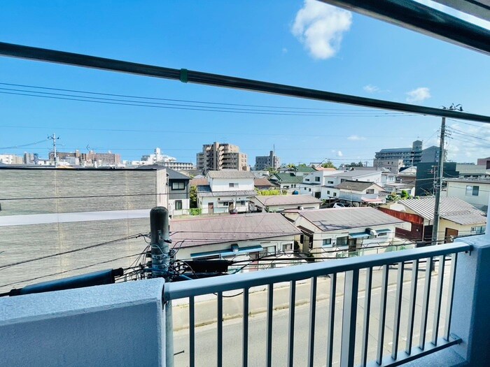 物件内観写真21　(室内からの展望)