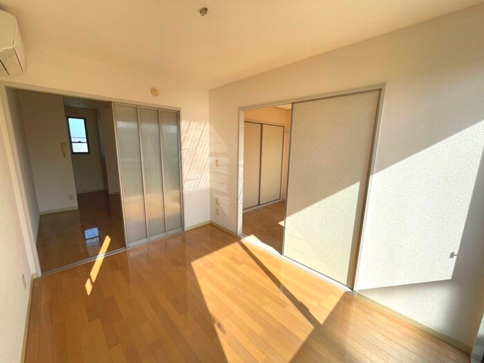 物件内観写真7　(居室)