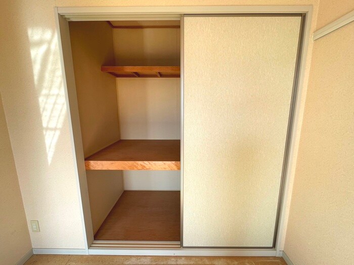 物件内観写真10　(収納)