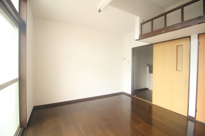 物件内観写真17　(居室)