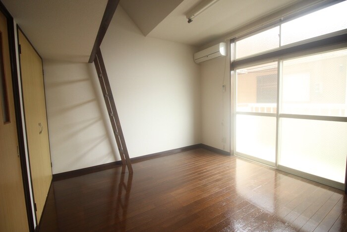 物件内観写真17　(居室)