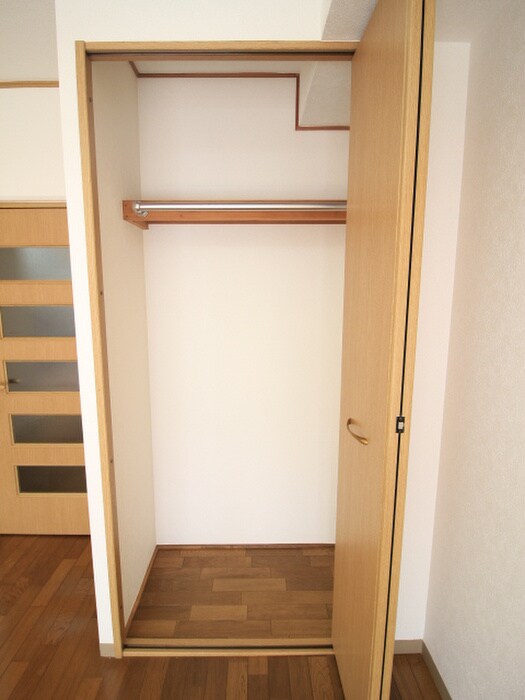 物件内観写真18　(収納)