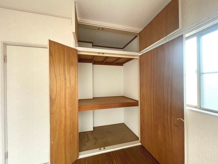 物件内観写真10　(収納)