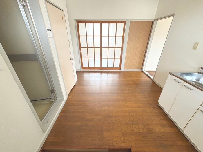 物件内観写真17　(廊下)