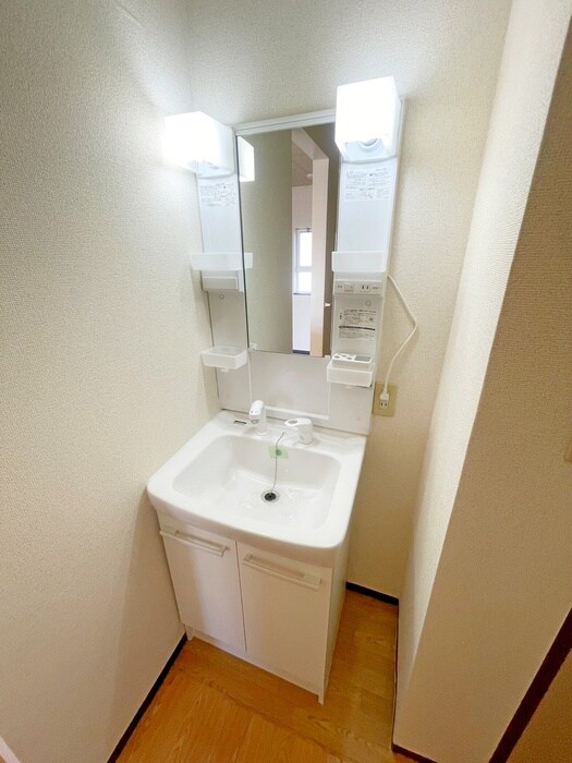 物件内観写真10　(洗面)