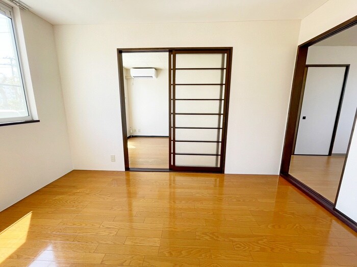 物件内観写真14　(居室)