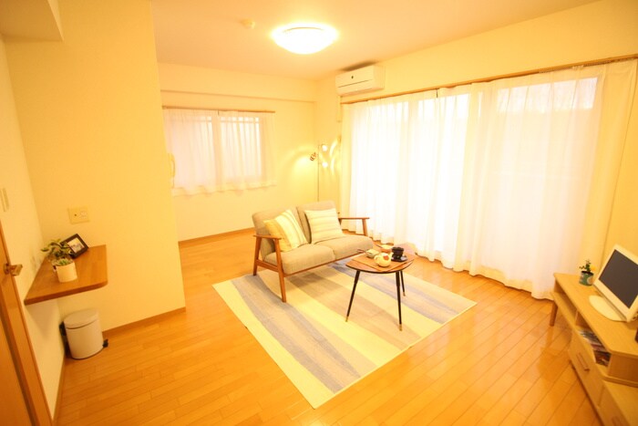 物件内観写真8　(居室)