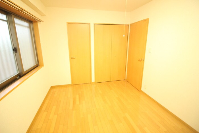 物件内観写真16　(居室)