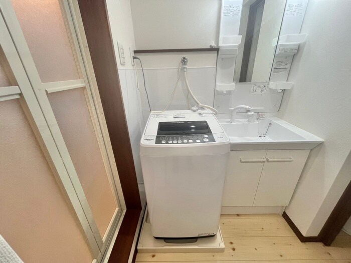 物件内観写真14　(洗濯機置場)