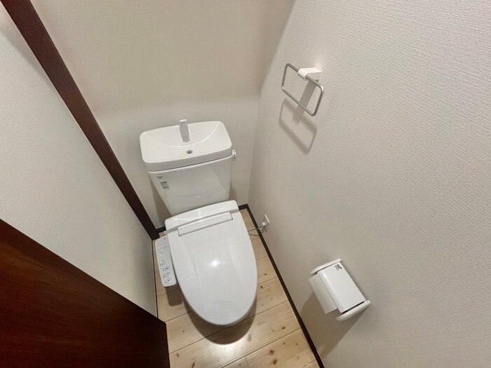物件内観写真17　(トイレ)