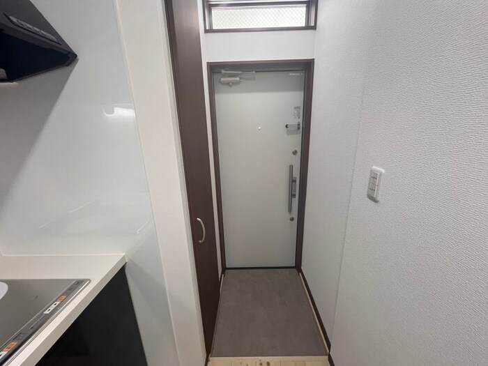 物件内観写真20　(玄関)