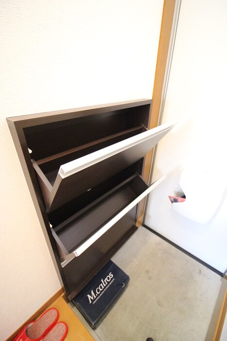 物件内観写真16　(靴箱)